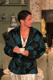 Laurence Clarke as Charles Condomine